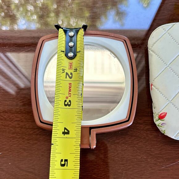 Vintage Folding Travel Mirror with Vinyl Floral Storage Pouch ￼ - Picture 8 of 14